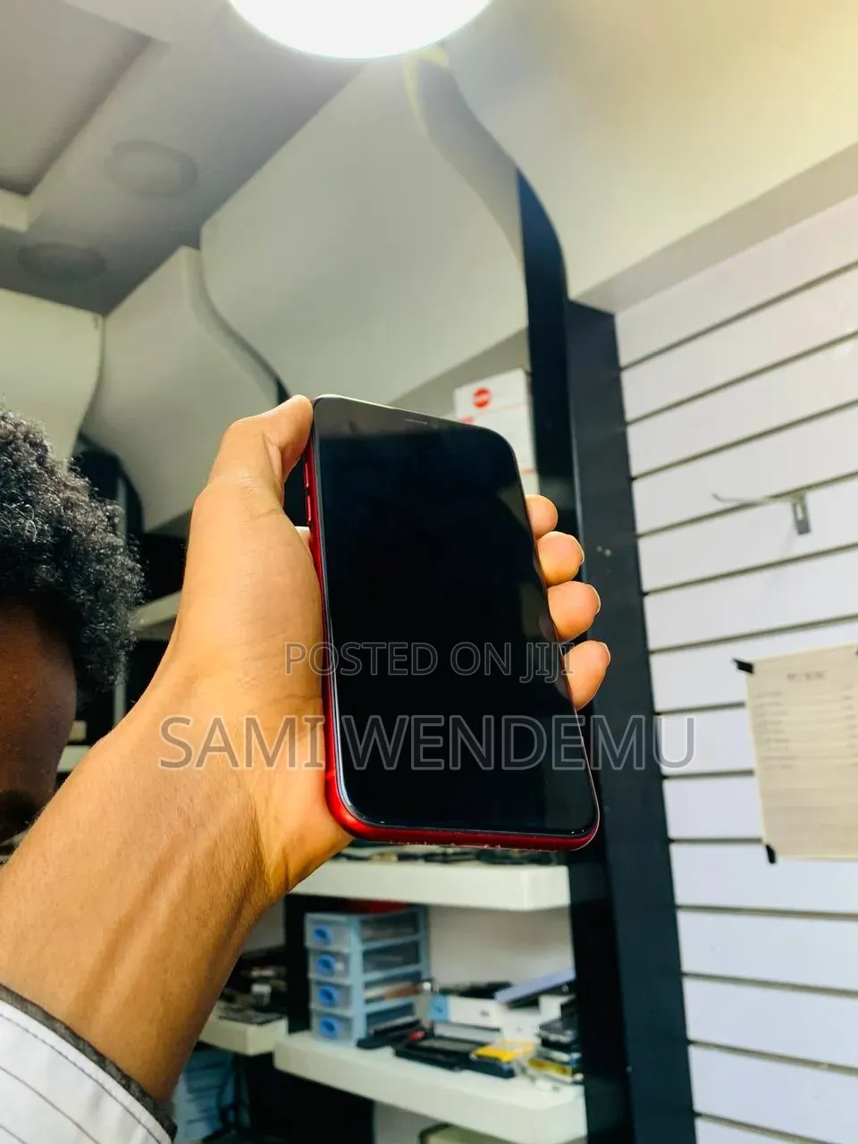 Apple iPhone 11 64 GB Red