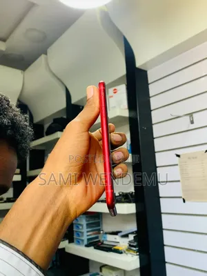 Apple iPhone 11 64 GB Red