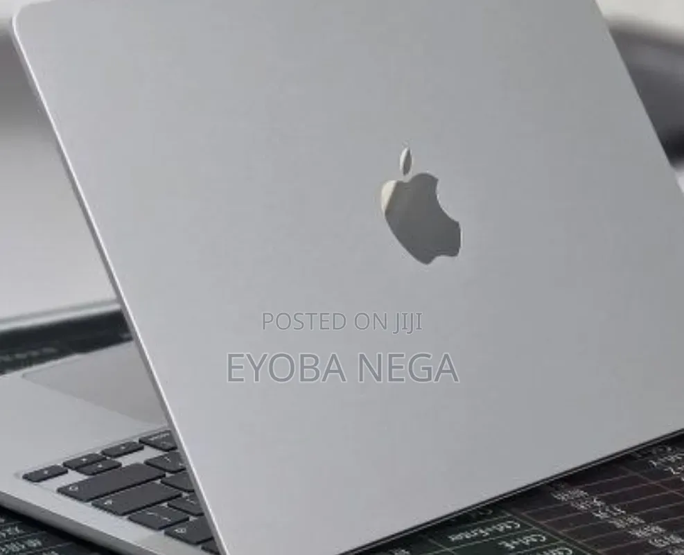 New Laptop Apple MacBook Air 2026 M5 16GB Apple M5 SSD 512GB