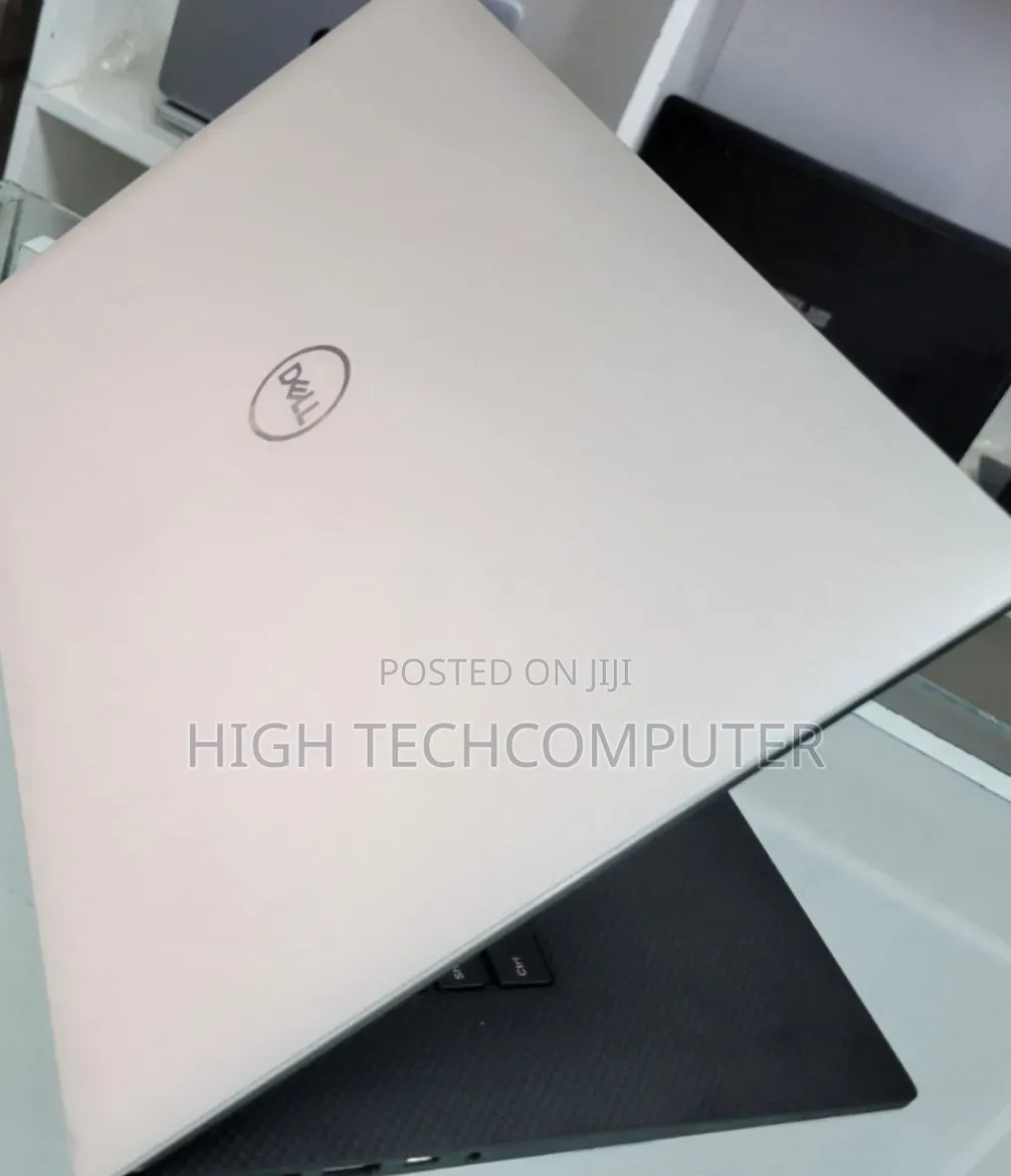 New Laptop Dell G15 5530 16GB Intel Core i7 SSD 512GB