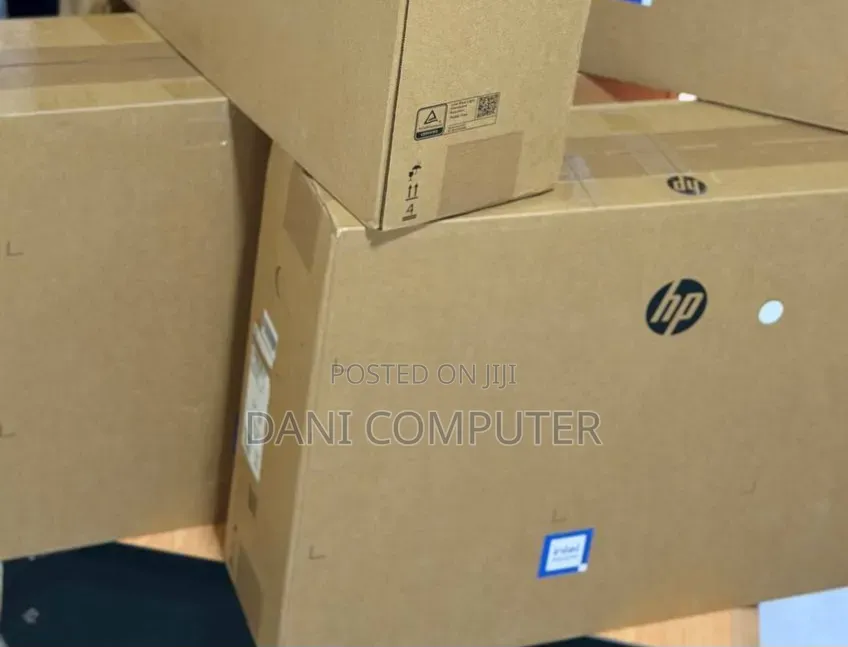 New HP 200 G4 22 All-in-One 8GB Intel Core i5 SSD 512GB