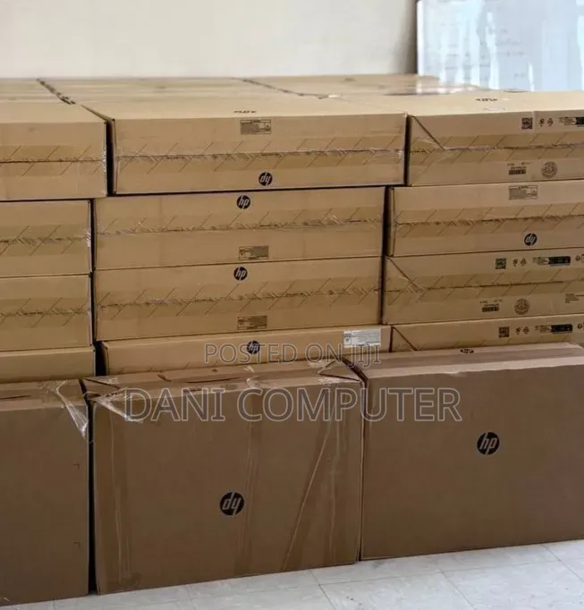 New HP 200 G4 22 All-in-One 8GB Intel Core i5 SSD 512GB
