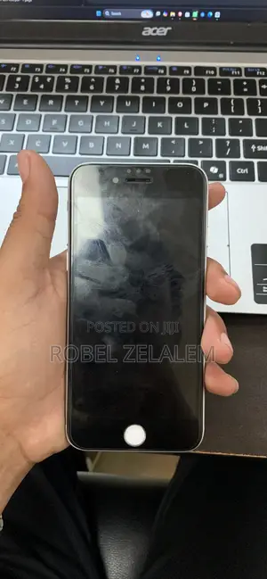 Apple iPhone 8 64 GB White