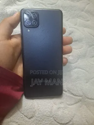 Samsung Galaxy A12 64 GB Black