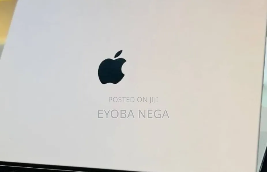 New Laptop Apple MacBook Pro 2021 M1 16GB Apple M1 Pro SSD 512GB
