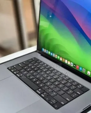 New Laptop Apple MacBook Pro 2021 M1 32GB Apple M1 Pro SSD 512GB