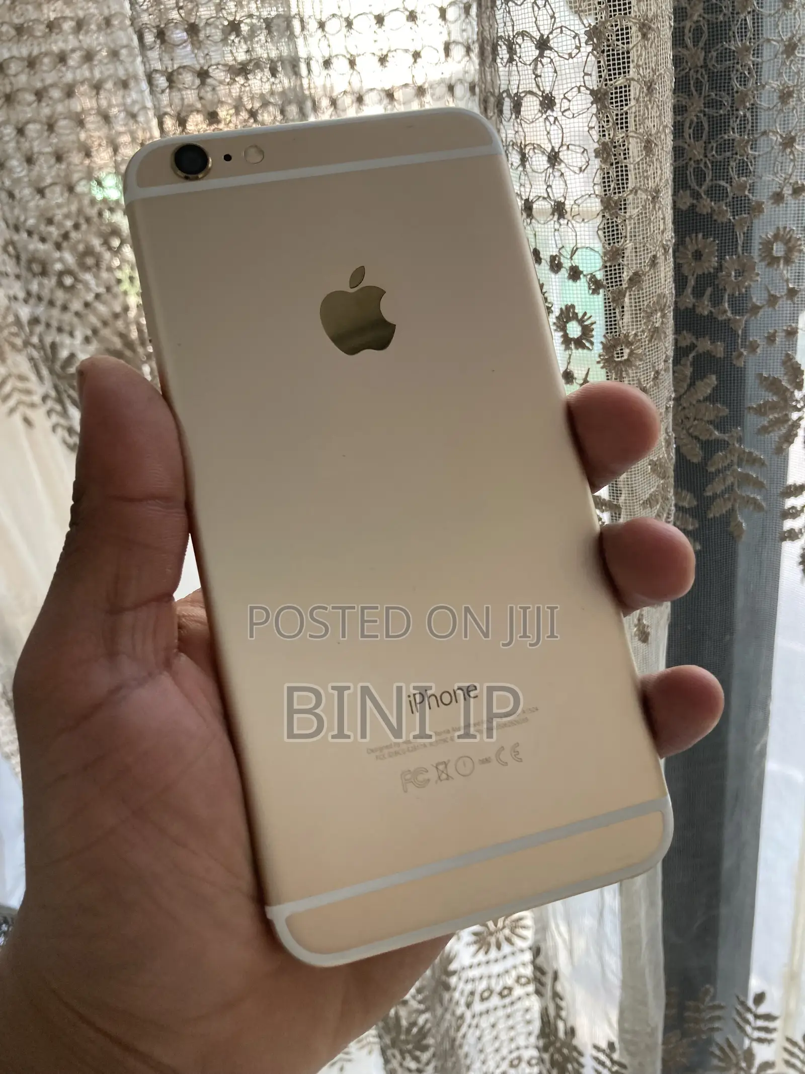 New Apple iPhone 6 Plus 64 GB Gold