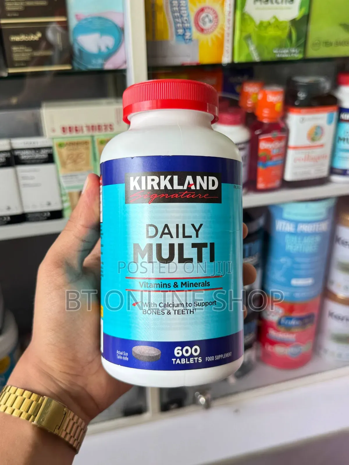 Kirkland Signature Daily Multi Containing 600 Tablets of Vitamins