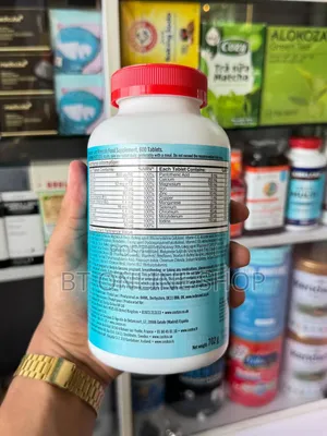 Kirkland Signature Daily Multi Containing 600 Tablets of Vitamins