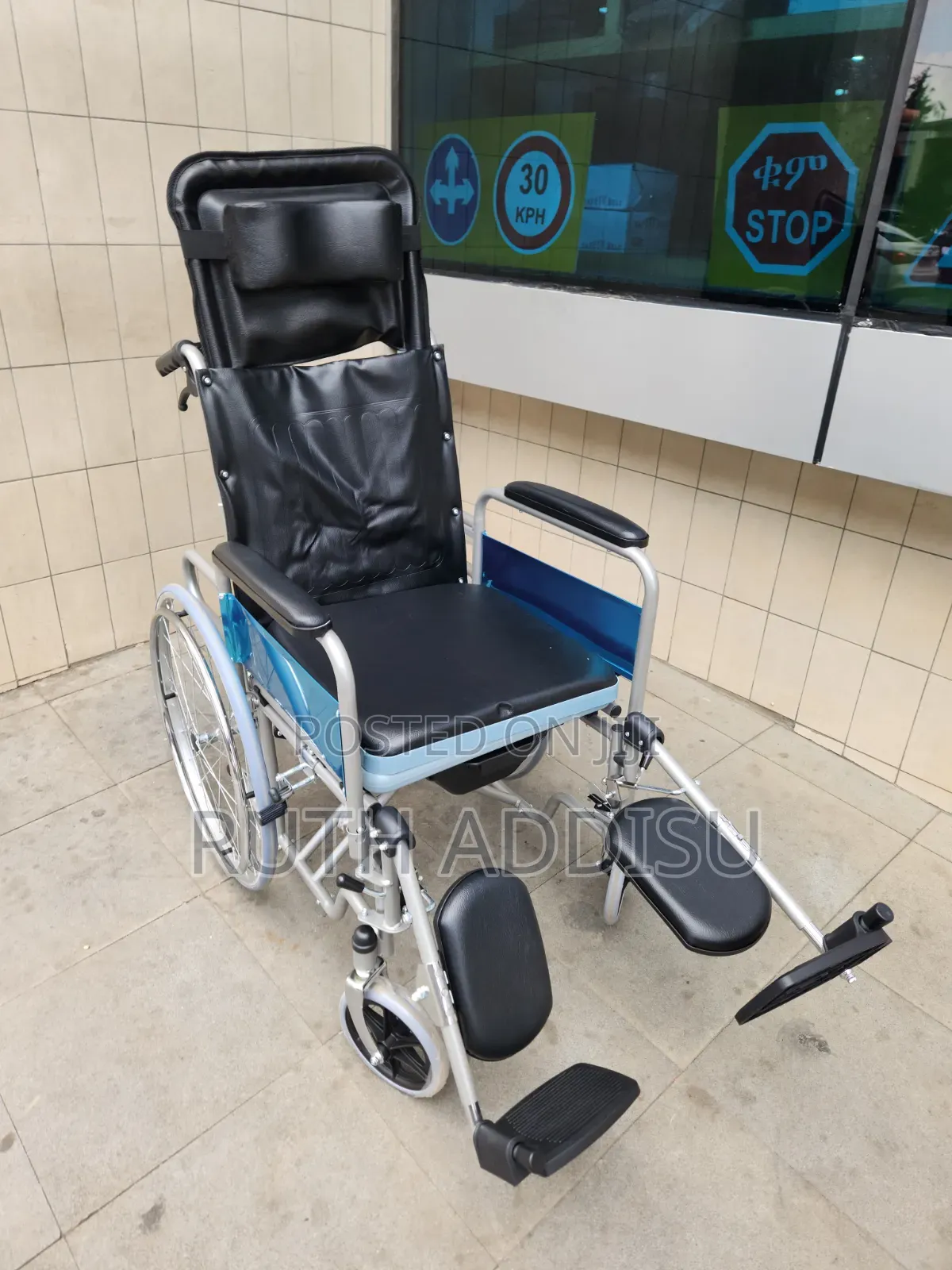 Commode Wheelchair輕鬆wheelchair輕易wheelchair煞白wheelchair隔壁wheelchair