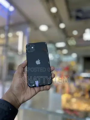 New Apple iPhone 11 64 GB Black