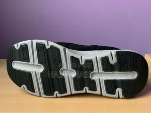 Sketchers Orginal Fashion Shoe 
