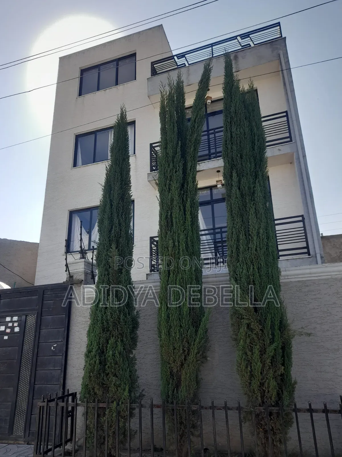 14bdrm House in Gelan, Akaky Kaliti for sale