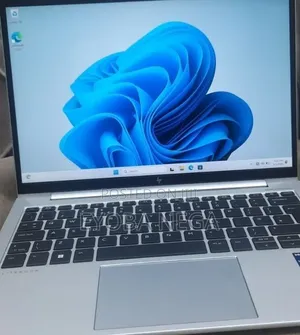 New Laptop HP EliteBook 830 16GB Intel Core i5 SSD 512GB