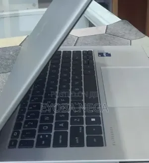New Laptop HP EliteBook 840 G10 16GB Intel Core i5 SSD 512GB