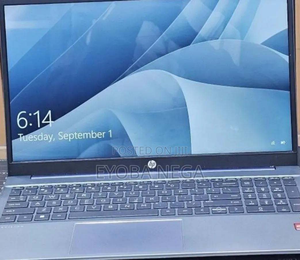 New Laptop HP Pavilion 15 8GB AMD Ryzen 5 SSD 512GB