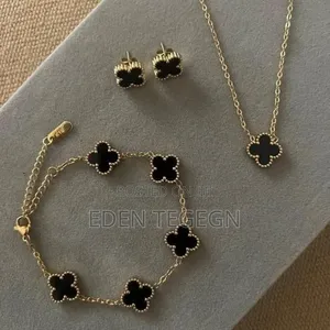 Hand Jewelry ,Necklace