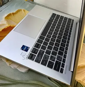 New Laptop HP EliteBook 840 G9 16GB Intel Core i5 SSD 512GB