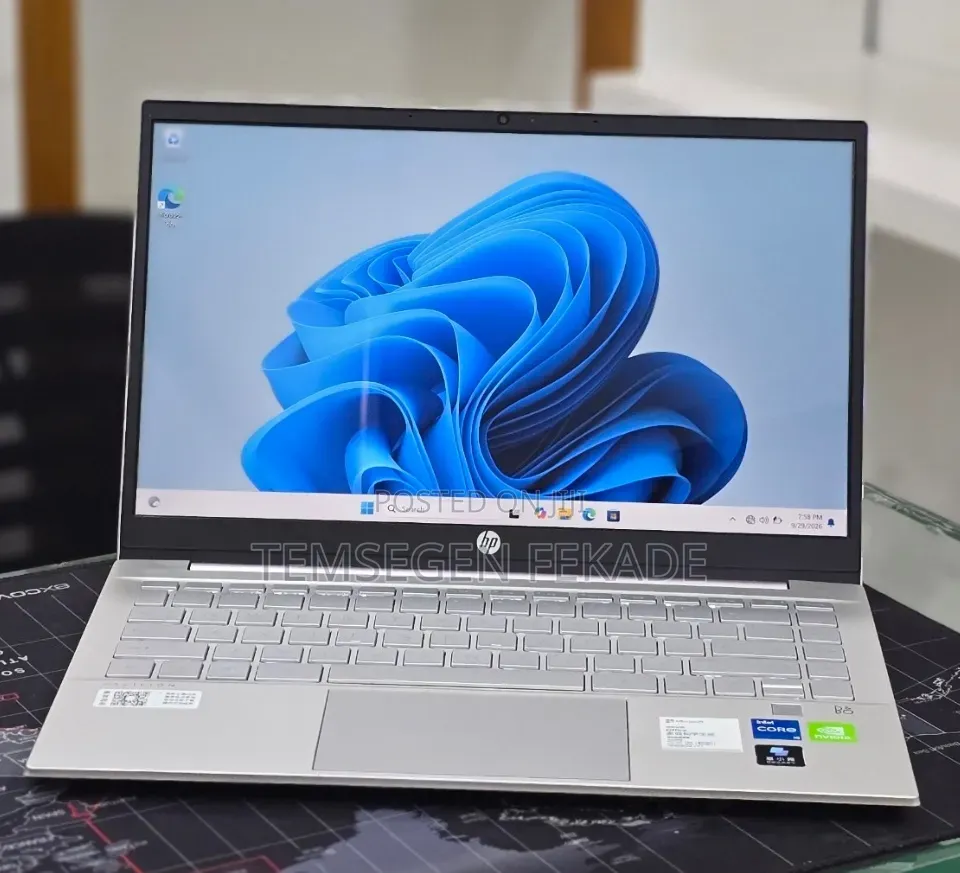 New Laptop HP Pavilion 14 16GB Intel Core i5 SSD 512GB