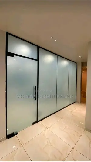 MODERN GLASS DOORS | Custom Made Professional Installation