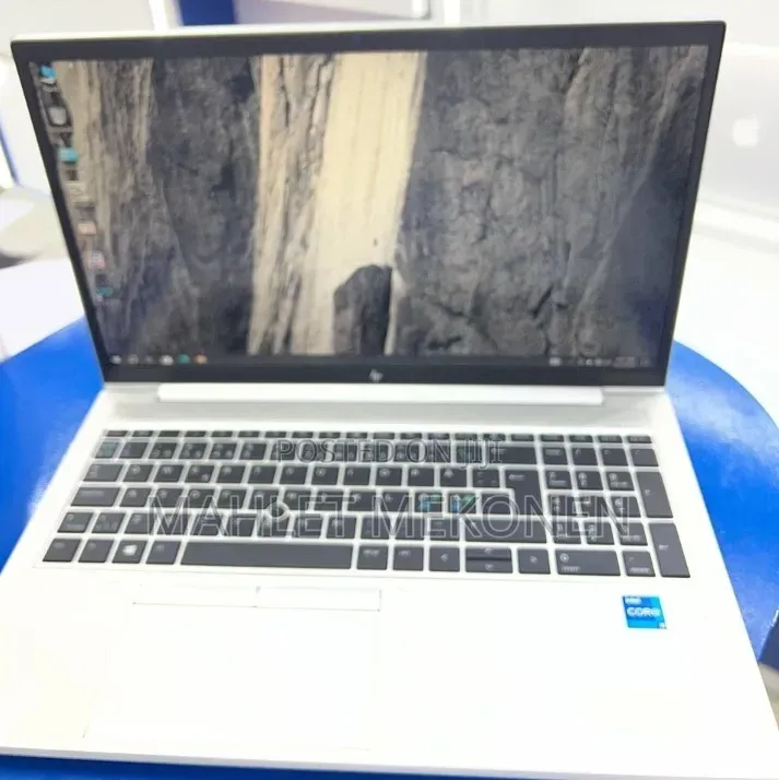 New Laptop HP EliteBook 850 G8 16GB Intel Core i5 SSD 512GB