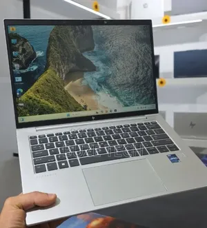 New Laptop HP EliteBook 840 G9 16GB Intel Core i7 SSD 512GB