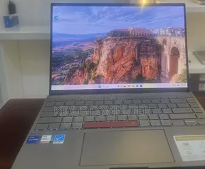 New Laptop Asus Zenbook 14 16GB Intel Core i7 SSD 512GB