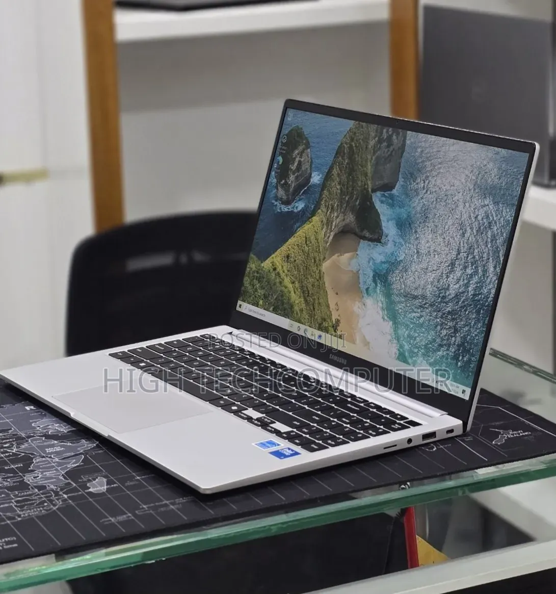 New Laptop Samsung Galaxy Book4 16GB Intel Core i7 SSD 512GB