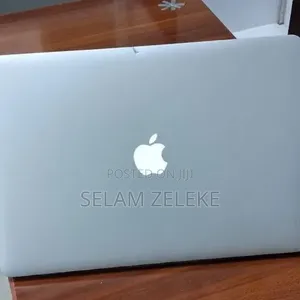 New Laptop Apple MacBook Pro 2014 16GB Intel Core i7 SSD 256GB