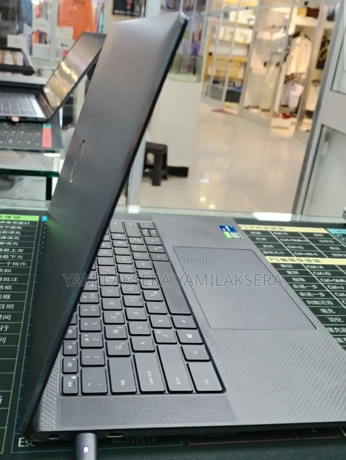 New Laptop Dell Precision 5560 16GB Intel Core i7 SSD 512GB