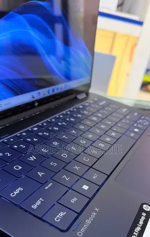 New Laptop HP OmniBook 5 14" 16GB Intel Core Ultra 5 SSD 512GB