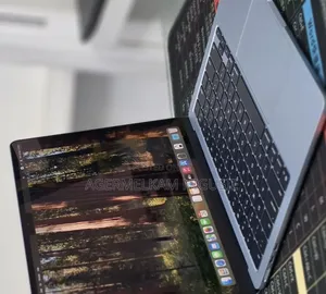 New Laptop Apple MacBook Air 2025 M4 16GB Intel Core i9 SSD 512GB