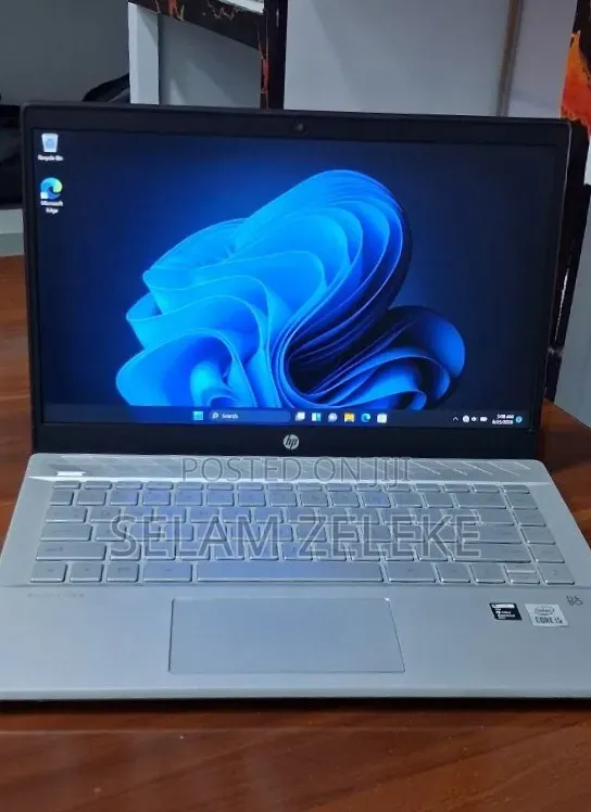 New Laptop HP 8GB Intel Core i5 SSD 512GB