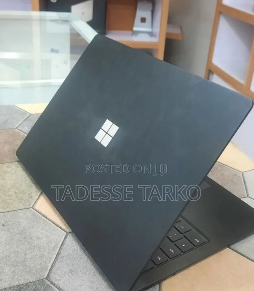 New Laptop Microsoft Surface Laptop 4 16GB Intel Core i7 SSD 512GB