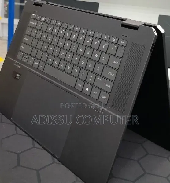 New Laptop HP Spectre 16GB Intel Core Ultra 7 SSD 1T
