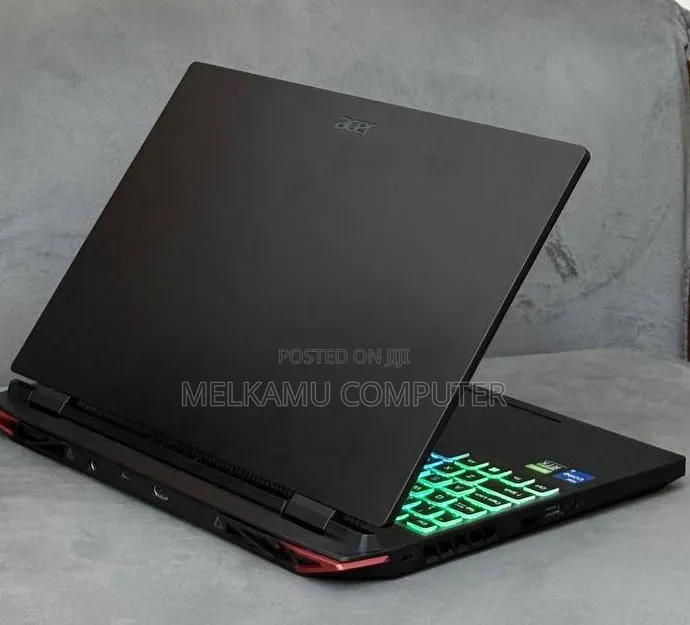 New Laptop Acer Nitro V 15 16GB Intel Core i5 SSD 512GB