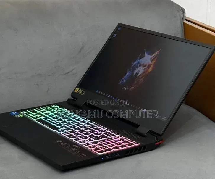 New Laptop Acer Nitro V 15 16GB Intel Core i5 SSD 512GB