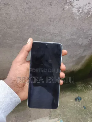 Mobile Phone 32 GB Green