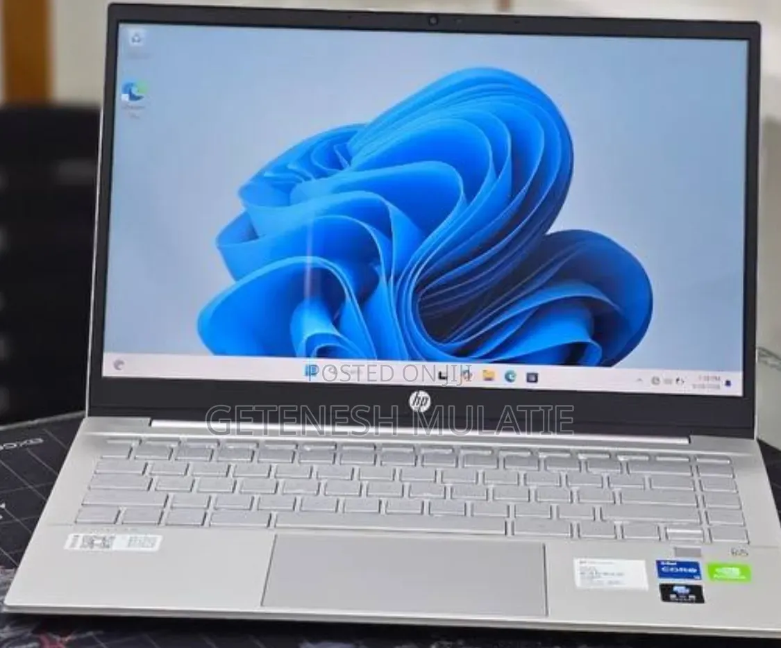 New Laptop HP 16GB Intel Core i5 SSD 512GB