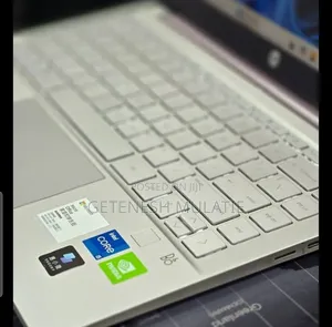 New Laptop HP 16GB Intel Core i5 SSD 512GB