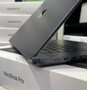 New Laptop Apple MacBook Pro 2024 M4 Max 48GB Apple M4 Max SSD 2T