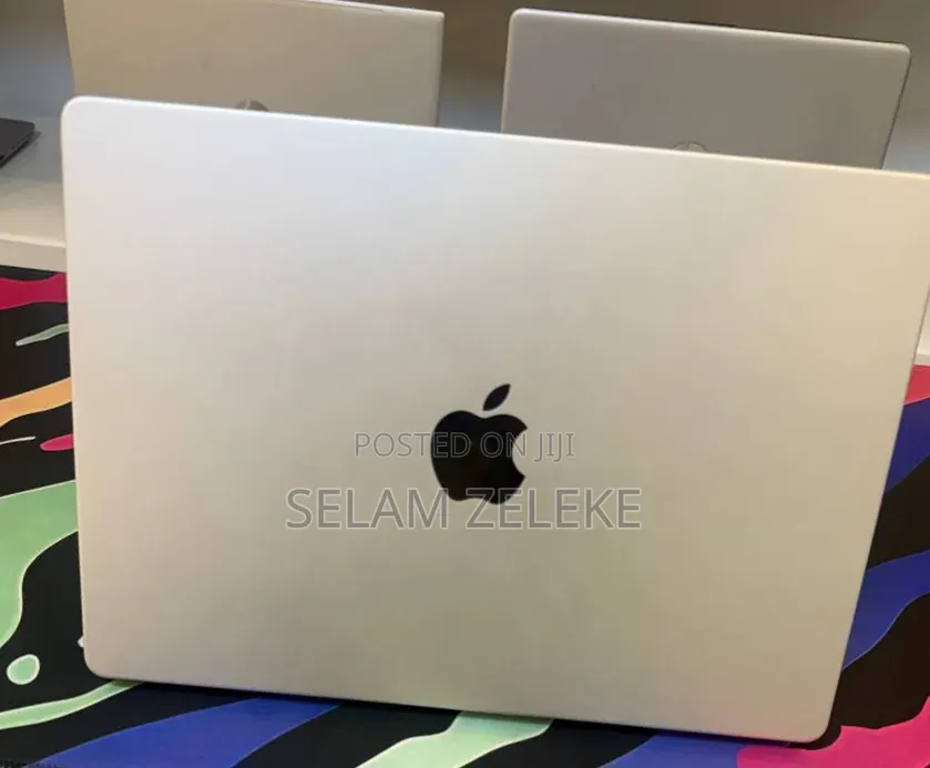 New Laptop Apple MacBook Pro 2021 M1 16GB Apple M1 Pro SSD 512GB