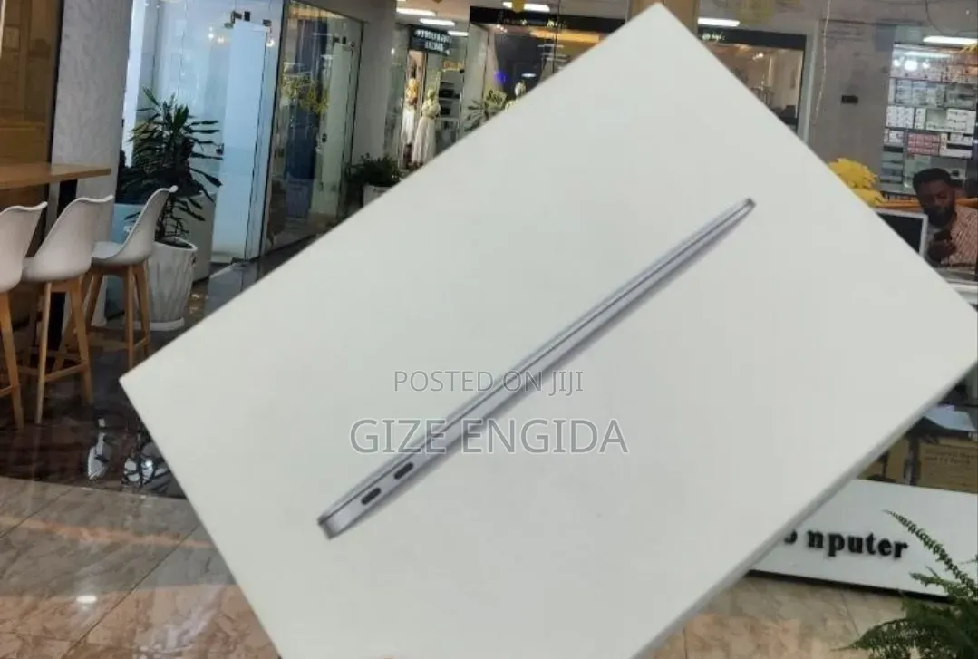 New Laptop Apple MacBook Air 2020 M1 8GB Apple M1 SSD 256GB