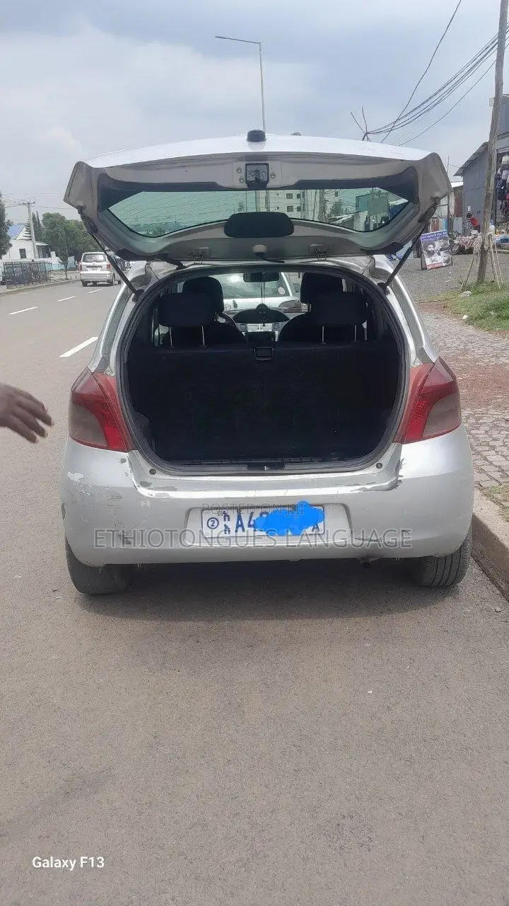 Toyota Yaris 2005 Silver