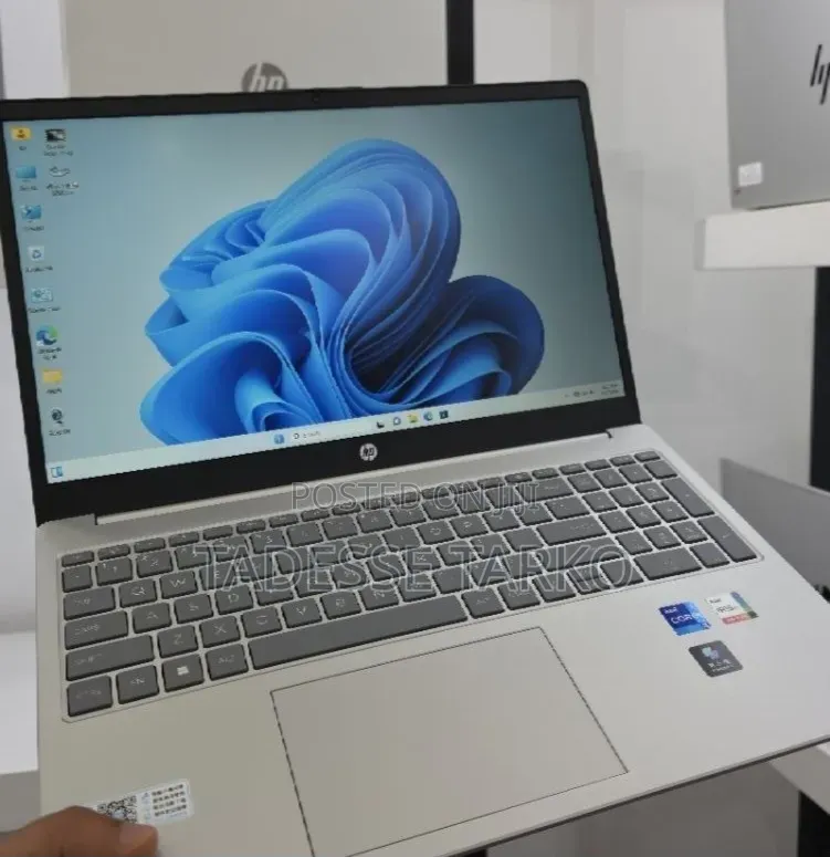 New Laptop HP Stream Notebook 16GB Intel Core i7 SSD 512GB