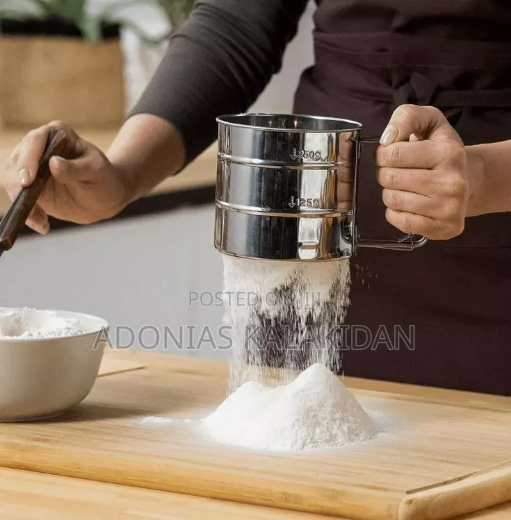 Flour Sifter የዱቄት ወንፊት
