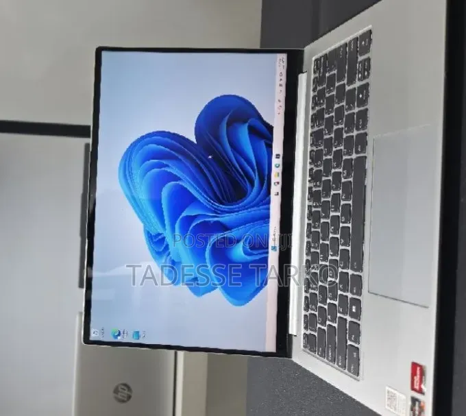 New Laptop Lenovo 16GB AMD Ryzen 7 SSD 512GB