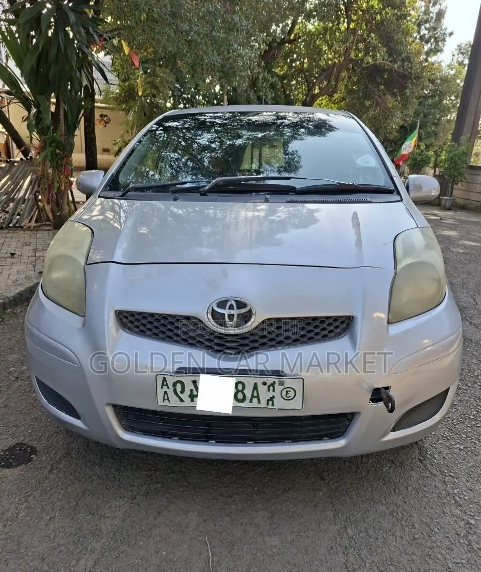 Toyota Yaris 2009 Silver