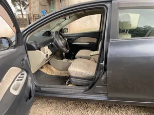 Toyota Yaris 2007 Black