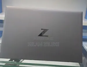 New Laptop HP ZBook Firefly G8 16GB Intel Core i7 SSD 512GB